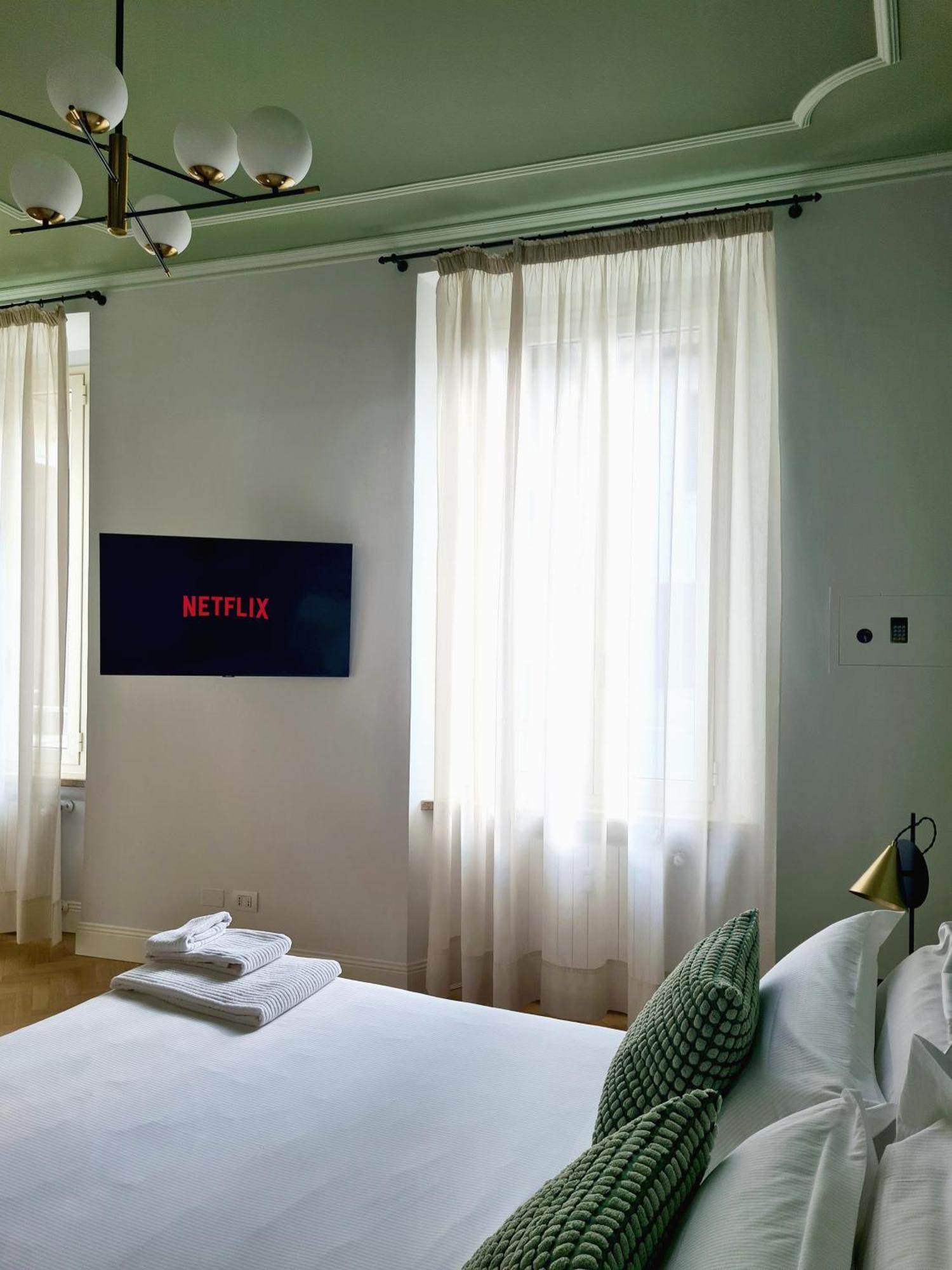 Serendipity Luxury Apartments - Brera Милан Экстерьер фото
