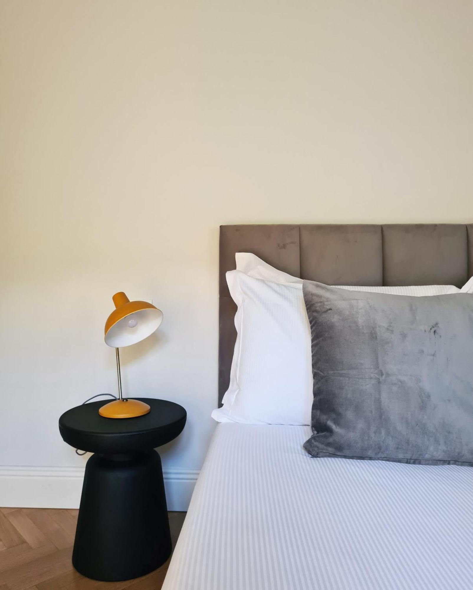 Serendipity Luxury Apartments - Brera Милан Экстерьер фото